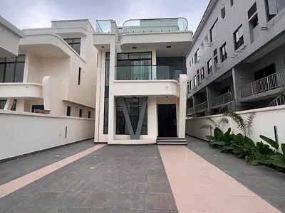 5 Bedroom Fully Detached Duplex with BQ, Gym & Swimming Pool — Lekki, Lagos