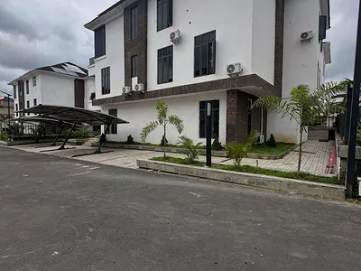 5 Bedroom Detached Duplex with Boys Quarters — Asokoro District, Abuja
