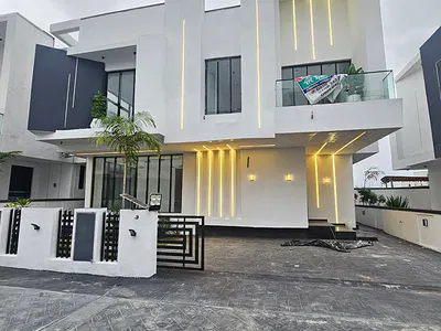 Luxury 5 Bedroom Fully Detached Duplex with BQ — Lekki, Lagos