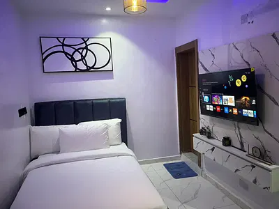 Comfortable Studio Apartment — Off Bode Thomas, Surulere, Lagos