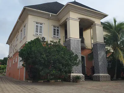 Tastefully Built and Luxury 5 Bedroom Fully Detached Duplex with BQ — Guzape District, Abuja