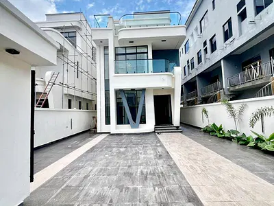 Sharp Furnished 2 Bedroom Apartment with Pool, Elevator — Ikate Elegushi, Lekki, Lagos