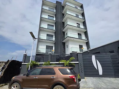 Furnished 3 Bedroom Apartment with Pool, Gym & Elevator — Lekki Phase 1, Lekki, Lagos