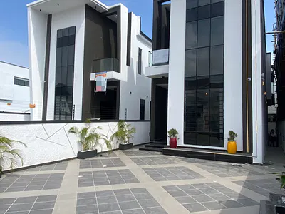 Stunning 5 Bedroom Fully Detached Home with BQ and Pool — Ikota, Lekki, Lagos