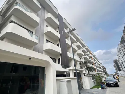 2 Bedroom Apartment with Swimming Pool & Gym — Lekki, Lagos
