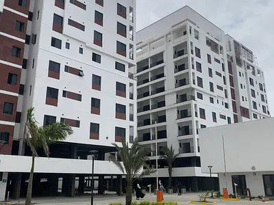 Gorgeous 2 Bedroom Apartment with a Consierge, Pool, BQ, Elevator — Lekki, Lagos
