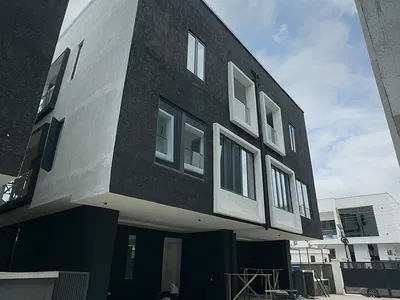 5 Bedroom Semi Detached Duplex — Lekki, Lagos