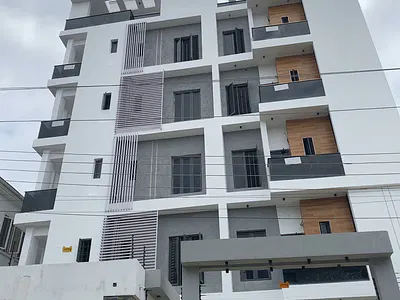 Gorgeous 2 Bedroom Apartment with a Pool, and Elevator — Lekki, Lagos