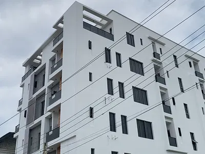 Gorgeous 3 Bedroom Apartment with a Pool, Elevator, BQ — Lekki, Lagos