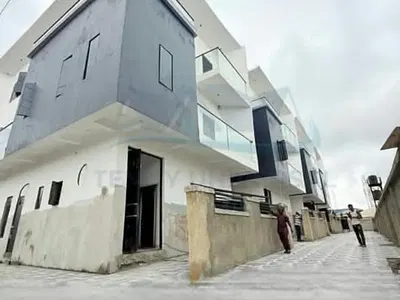 5 Bedroom Fully Detached Duplex with BQ
