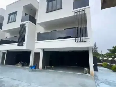 5 Bedroom Terraced Duplex — Guzape District, Abuja