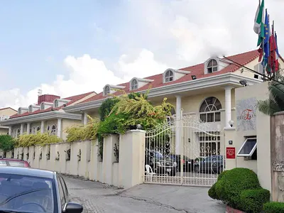 49-Room Luxury Hotel — Ikoyi, Lagos