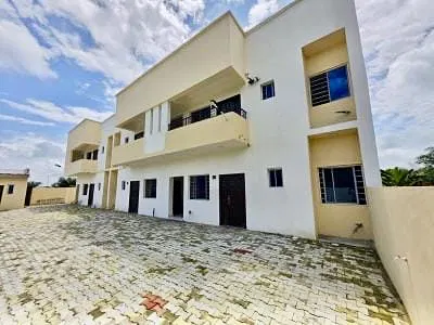 Luxury and Spacious 2 Bedroom in Serene Environment — Lekki, Lagos