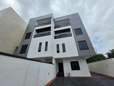 Luxury 5 Bedroom Semi Detached Duplex with BQ in an Estate — Ikoyi, Lagos