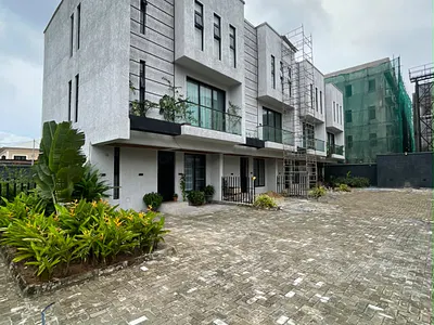 4 Bedroom Terraced Duplex — Lekki, Lagos