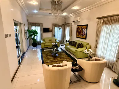 6 Bedroom Detached House with BQ — Lekki Phase 1, Lekki, Lagos