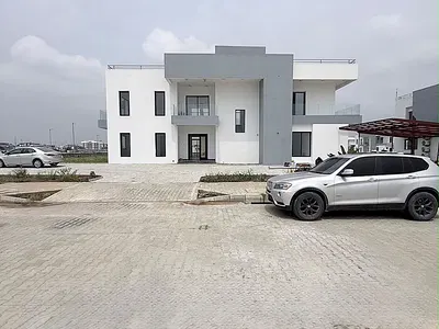 5 Bedroom Beach Villa Available for Rent — Ikate Lekki, Ikate Elegushi, Lekki, Lagos