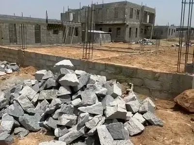 4 Bedroom Detached Duplex Carcass — Aviation Village Airport Road, Kiami, Lugbe District, Abuja