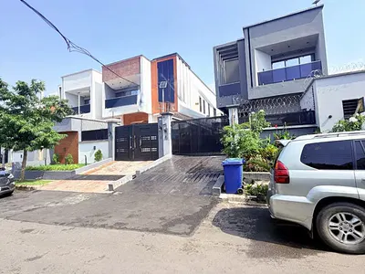 Elegant 4 Bedroom Detached with BQ in Secure Estate — Magodo, Lagos