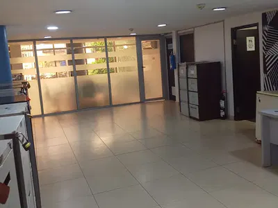 250SQM Well-Maintained Office Space on the Ground and First Floor Good — Victoria Island (VI), Lagos