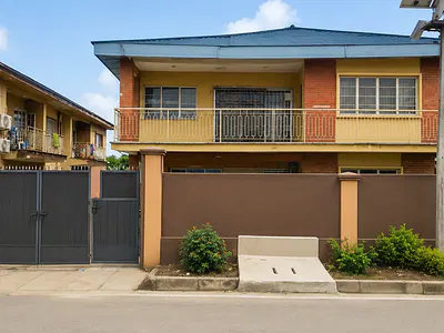 Vacant Block of 4 Flats — Off Brown Street Aguda, Aguda, Surulere, Lagos