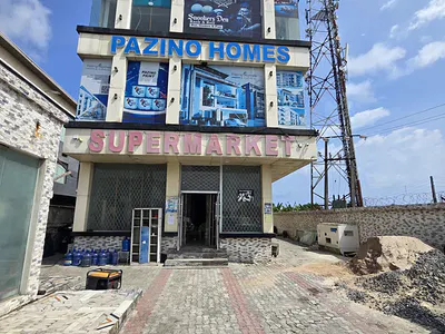 Shopping Mall on the Expressway — Awoyaya, Ibeju Lekki, Lagos