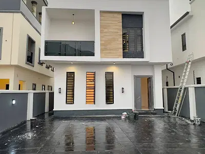 Contemporary 4 Bedroom with a Bqdetached House — Port Harcourt, Rivers