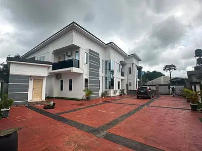 Furnish 5 Bedroom Duplex with 2 and 3 Bedroom Apartments and Pool — Port Harcourt, Rivers