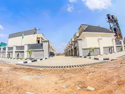 Elegant Semi Finished 3 Bedroom in a Beautiful Estate — Behind Amac Market Fha Lugbe, Fha (F.h.a), Lugbe District, Abuja