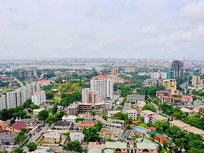 1, 000 SQM Property with 6-Bedroom Detached House — Ikoyi, Lagos