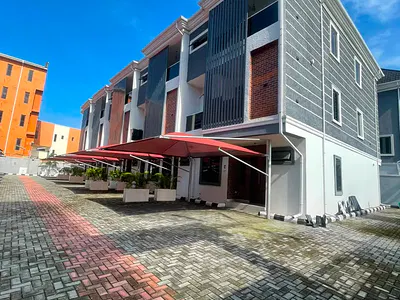 Finely Built 4 Bedroom Terraced Apartment with Gym, Swimming Pool — Off Freedom Way, Ikate, Lekki, Lagos
