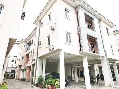 3 Bedroom Flat with Boy's Quarter — Conservation Centre, Lekki, Lagos