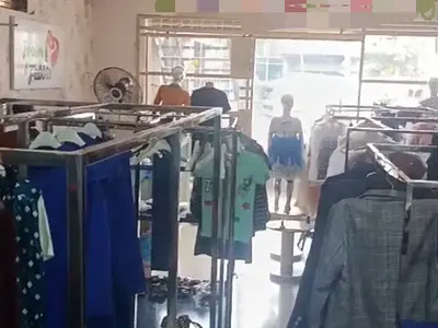 Massively Spacious Shop Space with Manager Office — Bode Thomas, Surulere, Lagos