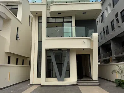5 Bedroom Detached Duplex with Pool — Lekki, Lagos