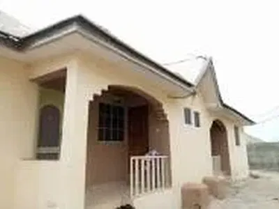2 Bedroom and 3 Bedroom Flats — Arsenal Field, Egbejila-Airport Road, Ilorin West, Kwara