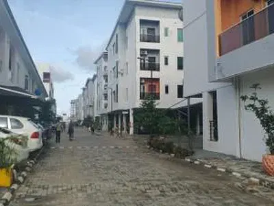 Carcass 4 Bedroom Maisonette with Sea View — Horizon Cyberville Estate Off Nike Art Gallery Road, Ikate Elegushi, Lekki, Lagos