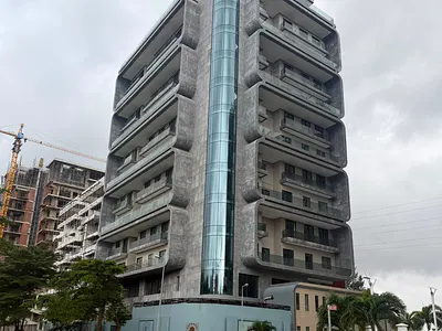 Luxury 4 Bedroom Maisonette with 2 BQS — Banana Island, Ikoyi, Lagos