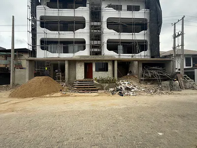 Luxury 2 Bedroom Apartment with a BQ — Lekki, Lagos