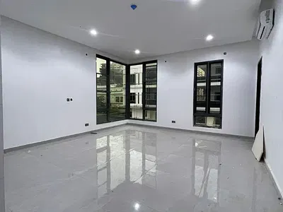 6 Bedroom Detached House — Ikoyi, Lagos