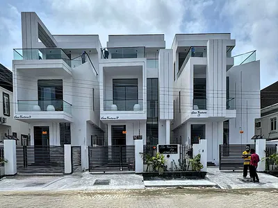 5 Bedroom Detached Duplex — Lekki, Lagos