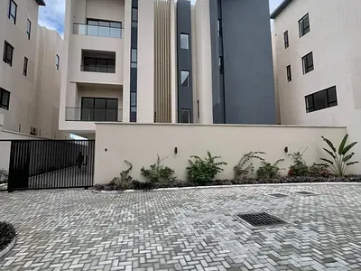 Six Bedroom Waterfront Duplex with Elevator — Ikoyi, Lagos