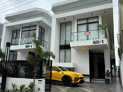 Luxury Contemporary 5 Bedroom Fully Detached Duplex with BQ + Swimming — Orchid Lekki Lagos, Lekki, Lagos