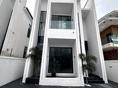 5 Bedroom Fully Detached Duplex — Ajah, Lekki, Lagos