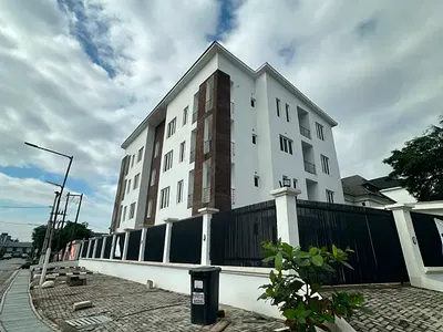 Luxury 5 Bedroom Maisonette with a Room BQ — Lekki, Lagos