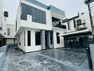 5 Bedroom Detached Duplex with Swimming Pool and BQ — Lekki, Lagos