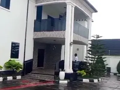 New Standard 6 Bedroom Duplex 100FT by 100FT Land — Evbukhun Community, Off Sapele Road,, Benin, Oredo, Edo