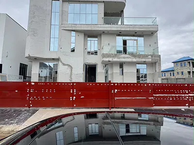 5 Bedroom Detached Duplex with Swimming Pool — Lekki, Lagos