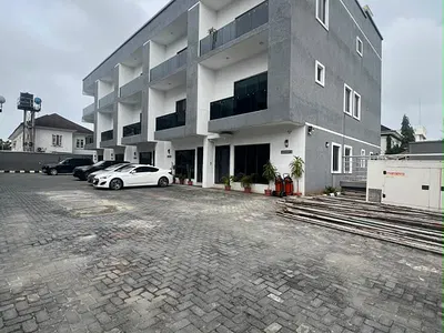 4 Bedroom Terraced Duplex — Lekki Phase 1, Lekki, Lagos