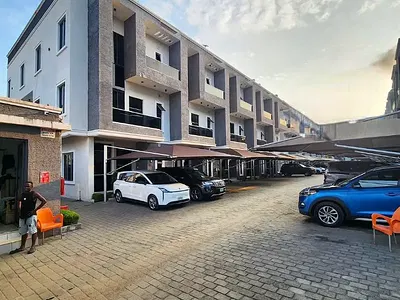 4 Terrace Duplex with BQ and Swimming Pool — Off Akin Adesola Victoria Island, Victoria Island (VI), Lagos