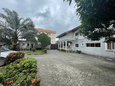 5-Bedroom Detached House with Service Quarters — Port Harcourt, Rivers